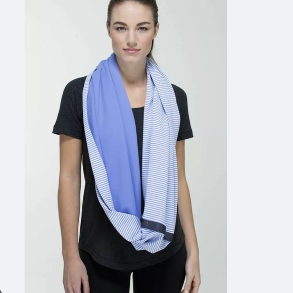 Lululemon Vinyasa Wrap Blue & White Striped Infinity Scarf OS - Picture 2 of 9